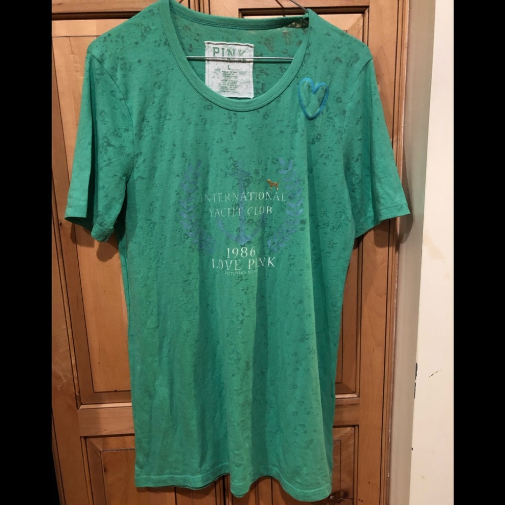 🌸 PINK 🌸Victoria’s Secret Burn Out T-shirt!